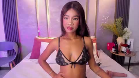 AishaValcazar online show from June 20, 12:25 am