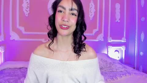 Snapshot of aitanajohns chatting on October 7, 12:31 pm Aitana online show from October 7, 12:31 pm