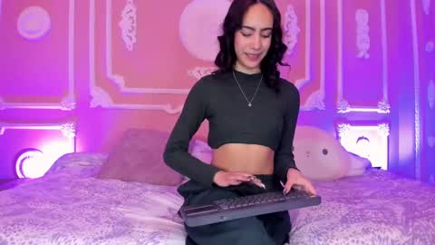 Snapshot of aitanajohns chatting on October 20, 12:30 pm Aitana online show from October 20, 12:30 pm