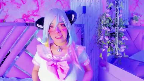 Snapshot of akane_hikari_ chatting on October 9, 5:11 am akane hikari online show from October 9, 5:11 am