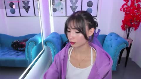 Azaka  online show from October 10, 1:16 pm