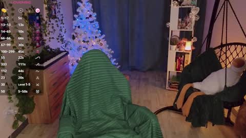 Aki online show from December 18, 8:42 am