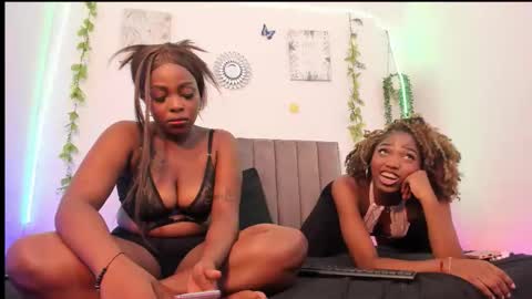 akirastone_ online show from November 14, 9:15 pm