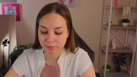 Al1ice online show from March 14, 10:27 am