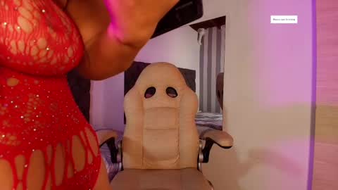 Snapshot of alahia_am chatting on February 26, 11:43 am alahia_am online show from February 26, 11:43 am