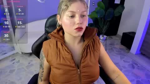 Alaia online show from September 18, 12:58 pm