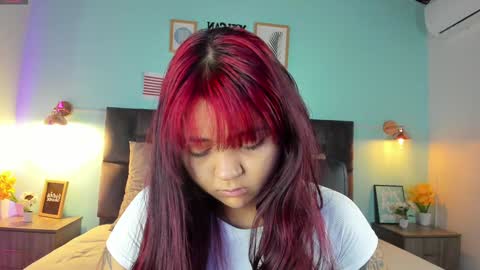 Snapshot of alaiarogers chatting on January 22, 11:34 am Alaia online show from January 22, 11:34 am