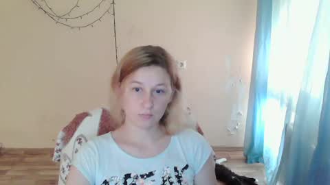Anna online show from August 3, 10:32 am