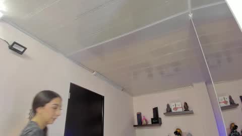 Snapshot of alana_madison chatting on March 6, 11:14 am Maeve online show from March 6, 11:14 am