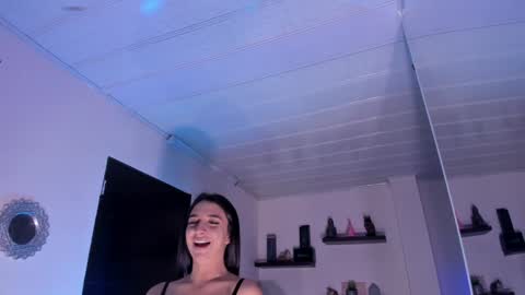 Snapshot of alana_madison chatting on December 13, 10:51 am Maeve online show from December 13, 10:51 am