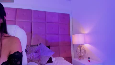 alanah_connors online show from December 5, 2:18 pm