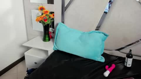 Alana hot online show from March 12, 5:32 am