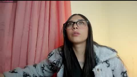 ALANA Please follow me  online show from June 12, 4:09 am