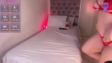 Snapshot of alannalove__ chatting on February 3, 11:58 pm Alanna online show from February 3, 11:58 pm