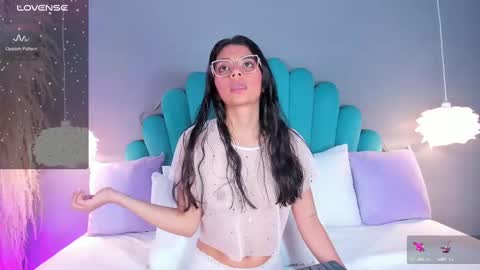 Snapshot of alassiahocthner chatting on September 22, 11:41 am Alassia Hocthner online show from September 22, 11:41 am