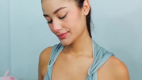 Snapshot of alasska_18 chatting on October 17, 10:02 pm alasska_18 online show from October 17, 10:02 pm