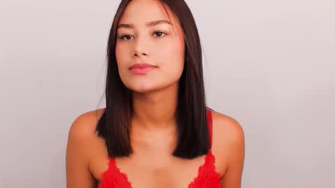 Snapshot of alasska_18 chatting on September 27, 10:17 pm alasska_18 online show from September 27, 10:17 pm