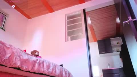 alba_toro535670 online show from July 23, 12:35 pm
