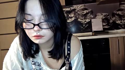 Im Katrina online show from March 15, 9:11 am