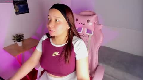 Alejandra  online show from July 4, 1:51 pm