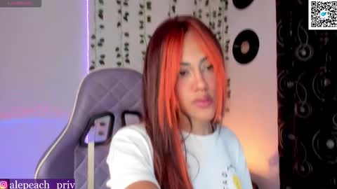 Snapshot of ale_petitee chatting on September 26, 6:11 am alexa online show from September 26, 6:11 am