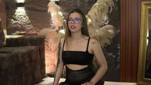 alegrabrown online show from May 3, 2:04 am