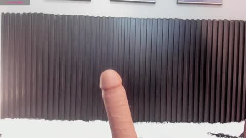 Snapshot of aleja__slav3 chatting on January 11, 6:03 am aleja__slav3 online show from January 11, 6:03 am