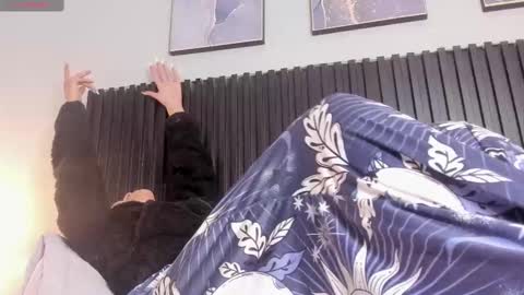 Snapshot of aleja__slav3 chatting on February 22, 4:26 pm aleja__slav3 online show from February 22, 4:26 pm