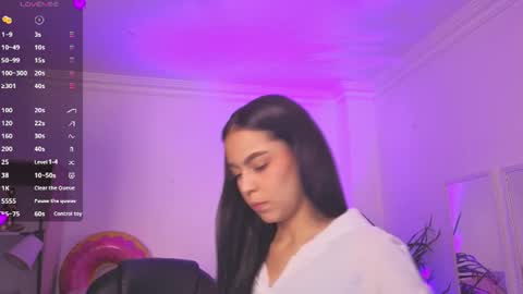 Alejandra online show from July 6, 11:26 am
