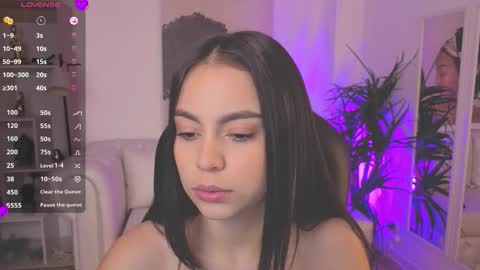 Alejandra online show from November 6, 11:49 am