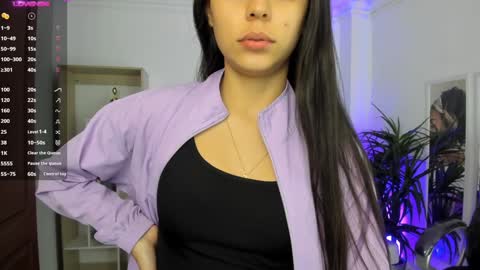 Snapshot of alejaa___ chatting on January 16, 11:15 am Alejandra online show from January 16, 11:15 am