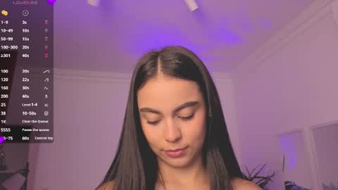 Alejandra online show from June 19, 11:35 am
