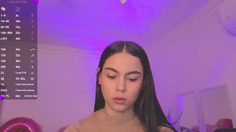 Alejandra online show from July 28, 11:17 am