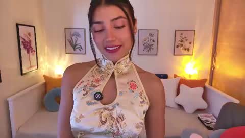Alejandhra online show from July 11, 12:49 pm