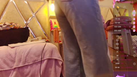 Snapshot of alejandra_martinss chatting on January 31, 8:12 pm alejandra martins online show from January 31, 8:12 pm