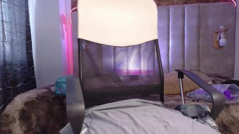 Snapshot of alektra_bryce chatting on September 30, 8:24 pm alektra_bryce online show from September 30, 8:24 pm