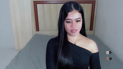 Snapshot of alesha_vibe_me chatting on October 24, 6:04 pm alesha_vibe_me online show from October 24, 6:04 pm