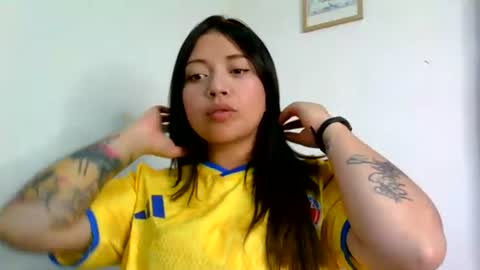 QUEEN OFF MILk  IM BACK  15 NOV online show from June 24, 12:31 am