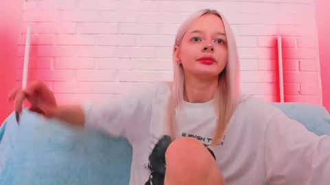 alessakiss online show from June 26, 2:02 am