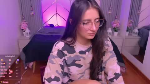 Alessia online show from July 1, 4:06 pm