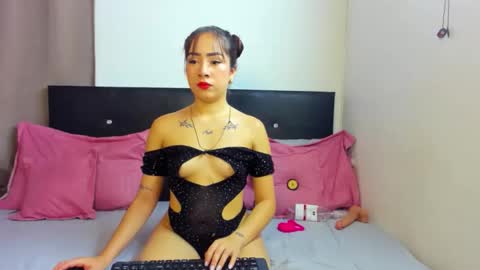 alessia_villa_ online show from May 15, 8:28 am