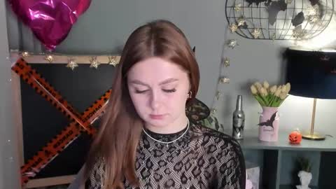 alettablacck online show from October 22, 1:21 am