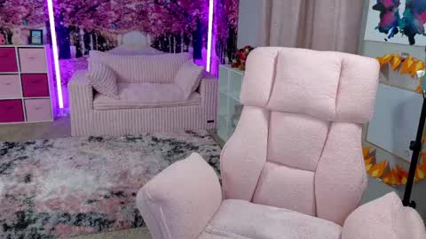 Alex online show from May 1, 1:42 am
