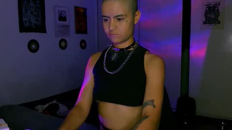 Alex online show from January 17, 1:02 am