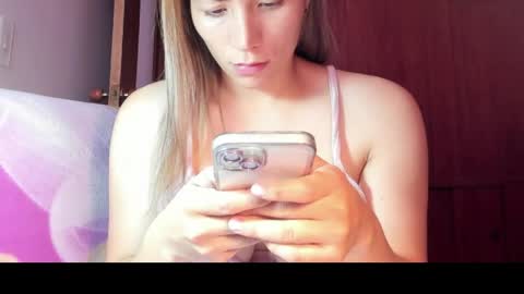 alexa latina online show from April 28, 6:01 pm