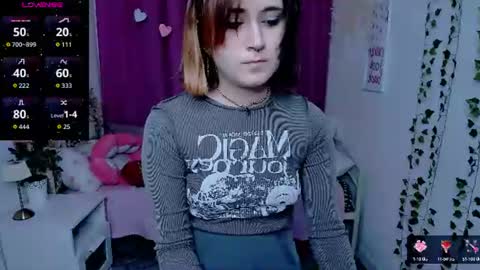 alexa_lexi online show from June 10, 11:31 am