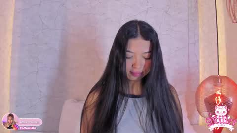 Alexa Millers online show from November 3, 4:05 am