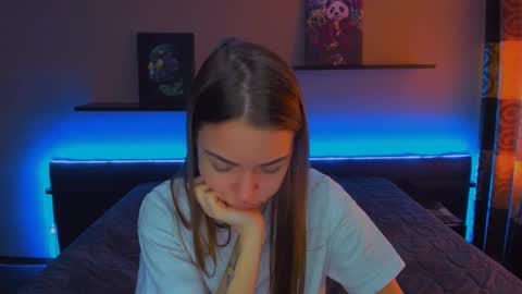 Snapshot of alexabarkley chatting on February 28, 3:15 am angel online show from February 28, 3:15 am