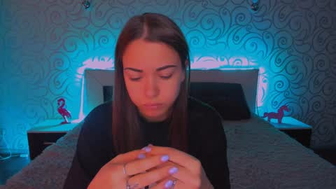 Snapshot of alexabarkley chatting on December 17, 3:06 am angel online show from December 17, 3:06 am
