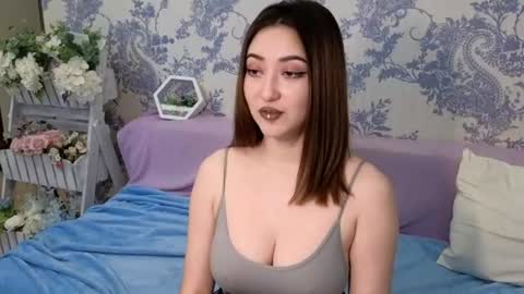 AlexaJang online show from June 30, 4:39 pm